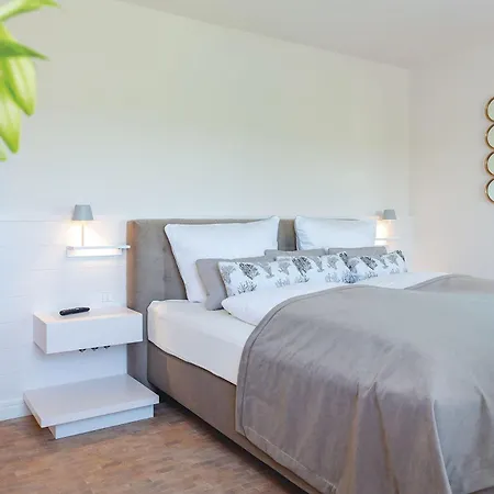 Keitumer-hafenhaus-2 Holiday home *